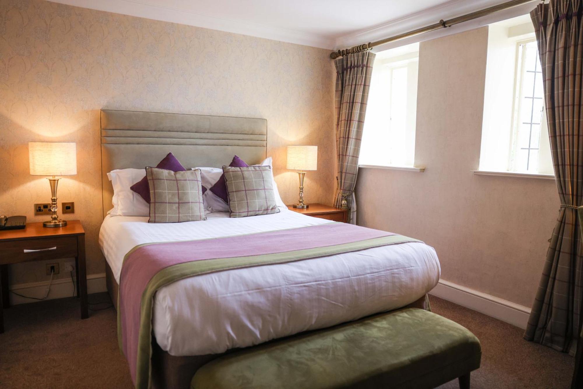 Hazlewood Castle & Spa Tadcaster Exterior photo